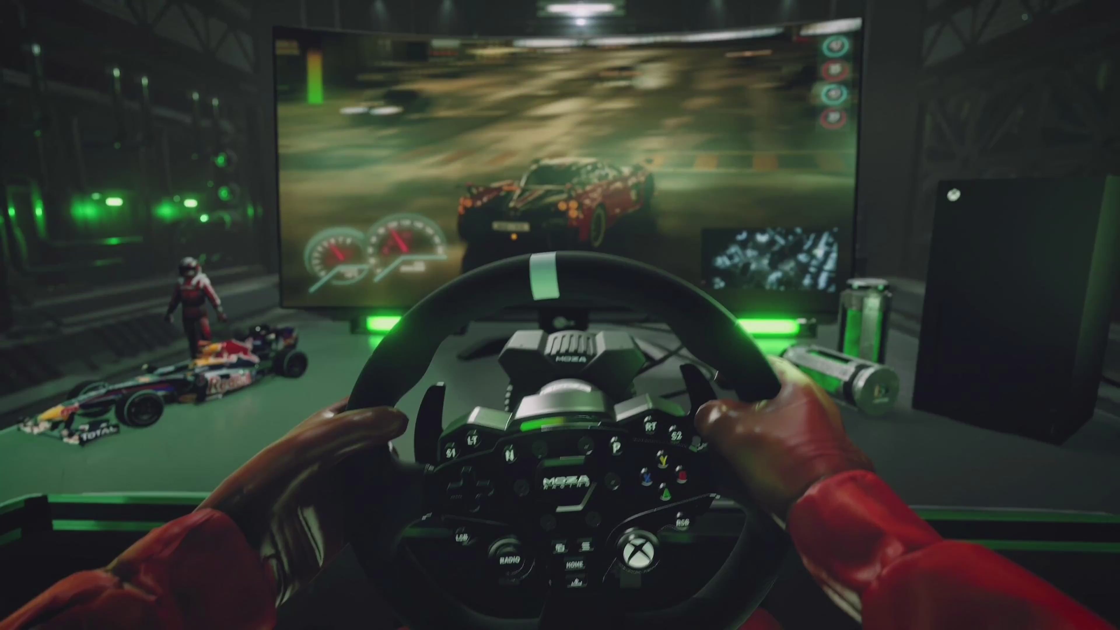 Load video: MOZA R3 Racing Wheel and Pedals for XBox &amp; PC